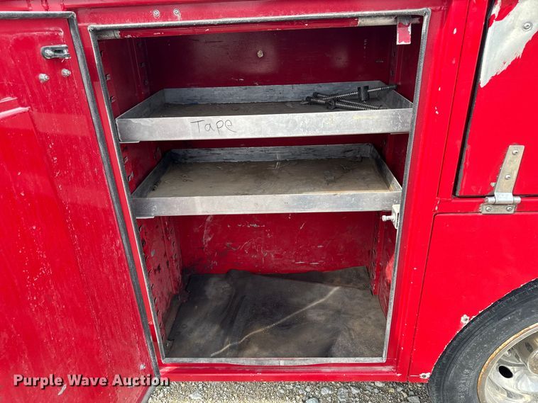 image for item EM2297 2005 Ford F550 utility / service truck