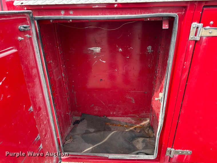 image for item EM2297 2005 Ford F550 utility / service truck