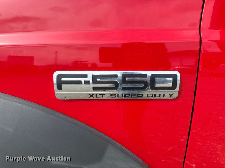 image for item EM2297 2005 Ford F550 utility / service truck