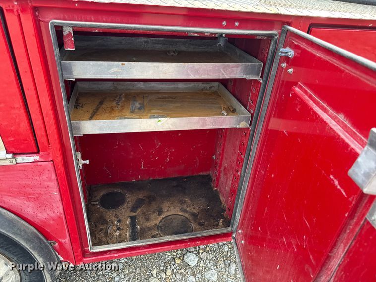 image for item EM2297 2005 Ford F550 utility / service truck