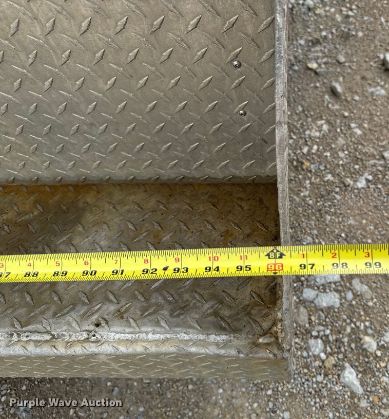 image for item EM2297 2005 Ford F550 utility / service truck