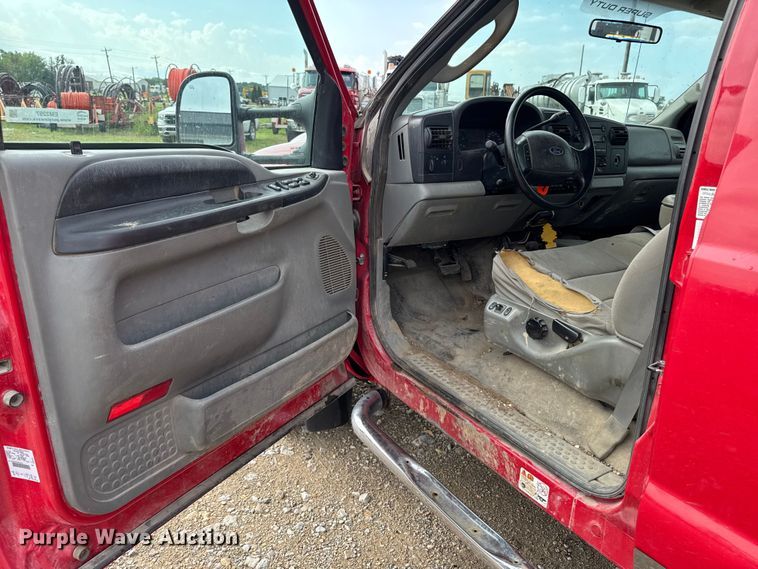 image for item EM2297 2005 Ford F550 utility / service truck