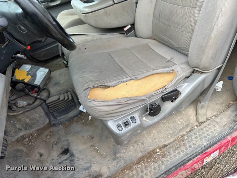 image for item EM2297 2005 Ford F550 utility / service truck