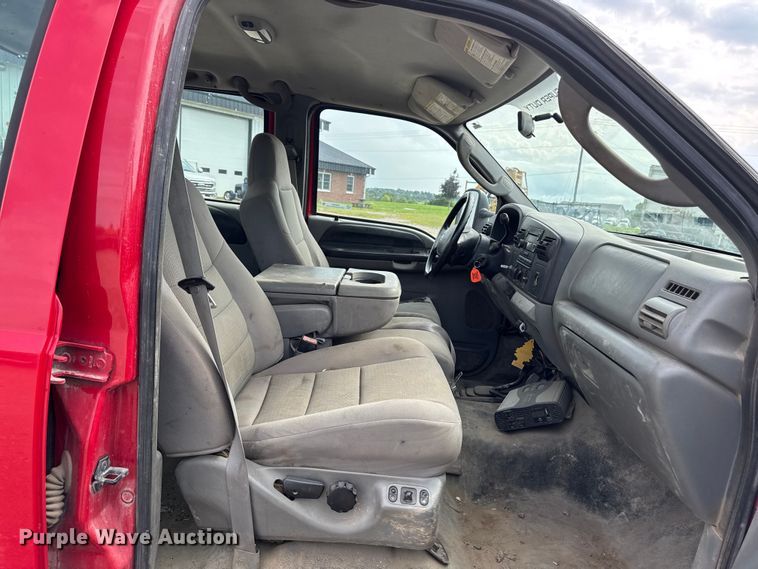 image for item EM2297 2005 Ford F550 utility / service truck