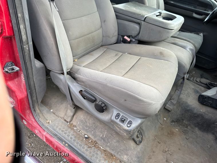 image for item EM2297 2005 Ford F550 utility / service truck