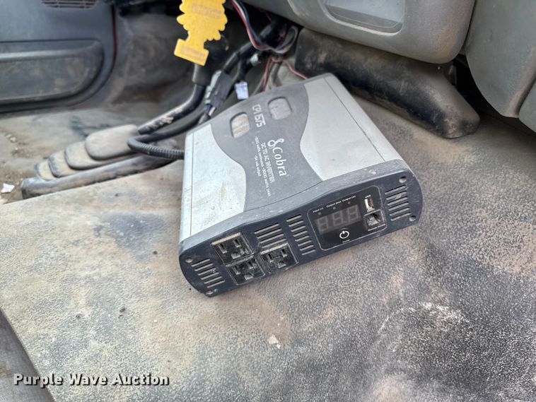 image for item EM2297 2005 Ford F550 utility / service truck