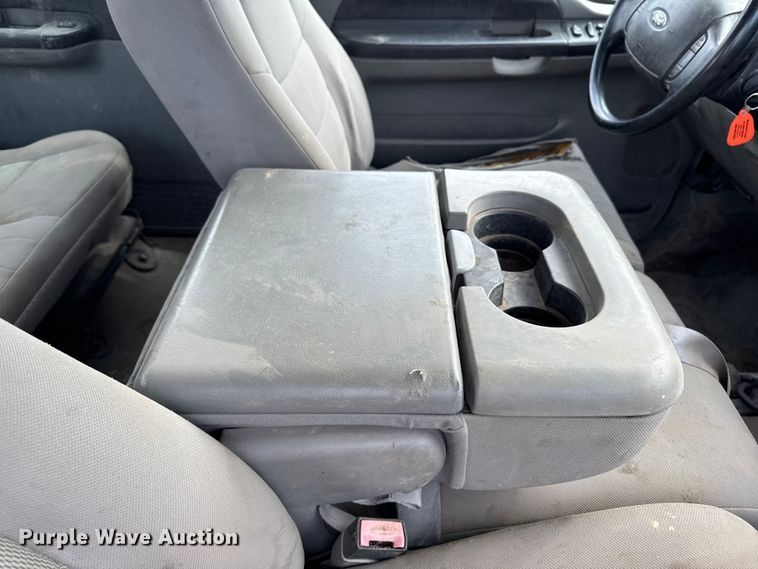 image for item EM2297 2005 Ford F550 utility / service truck