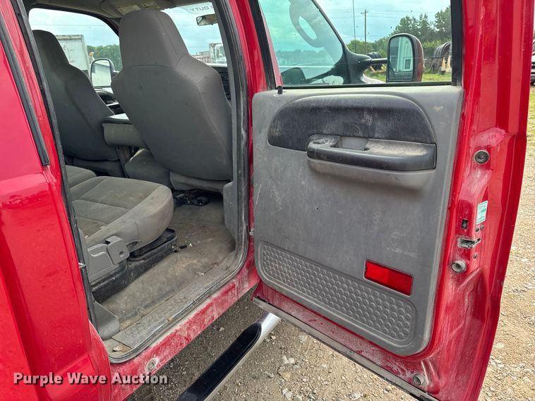 image for item EM2297 2005 Ford F550 utility / service truck