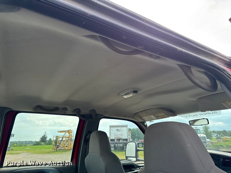 image for item EM2297 2005 Ford F550 utility / service truck