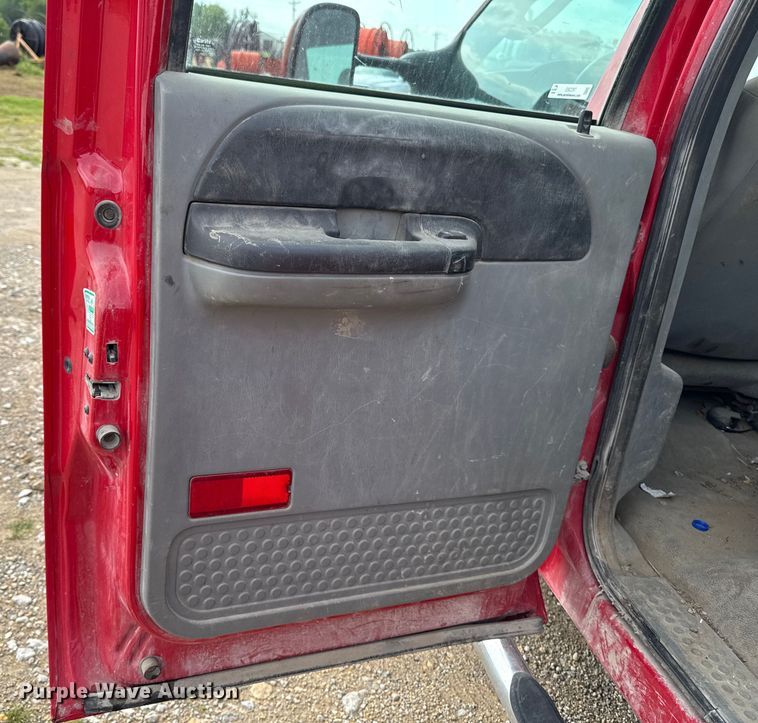 image for item EM2297 2005 Ford F550 utility / service truck