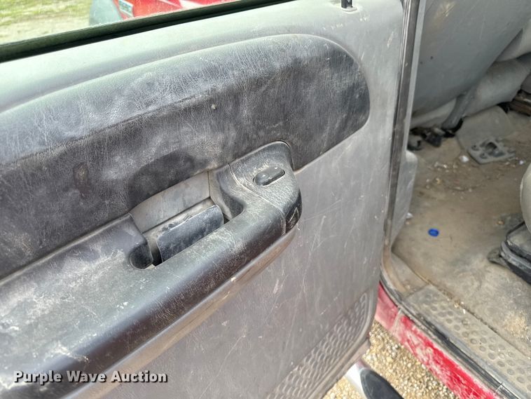 image for item EM2297 2005 Ford F550 utility / service truck