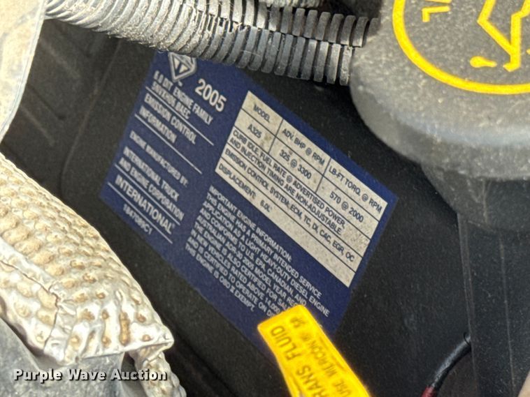 image for item EM2297 2005 Ford F550 utility / service truck