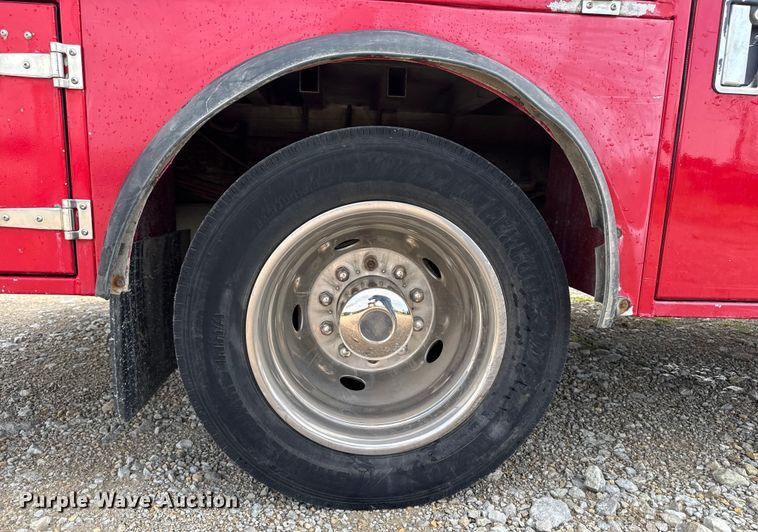 image for item EM2297 2005 Ford F550 utility / service truck