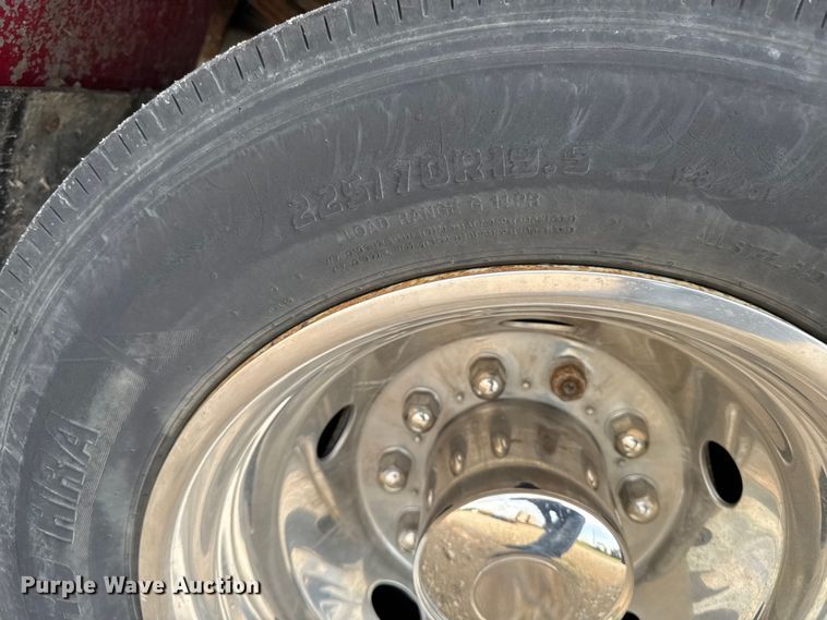 image for item EM2297 2005 Ford F550 utility / service truck