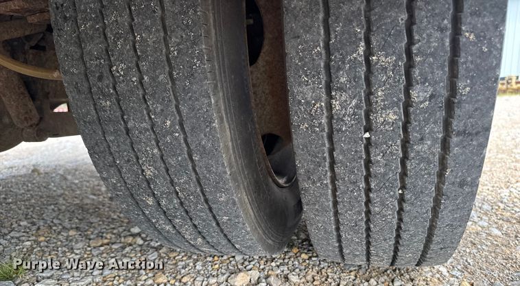 image for item EM2297 2005 Ford F550 utility / service truck