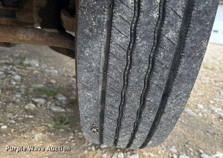 image for item EM2297 2005 Ford F550 utility / service truck