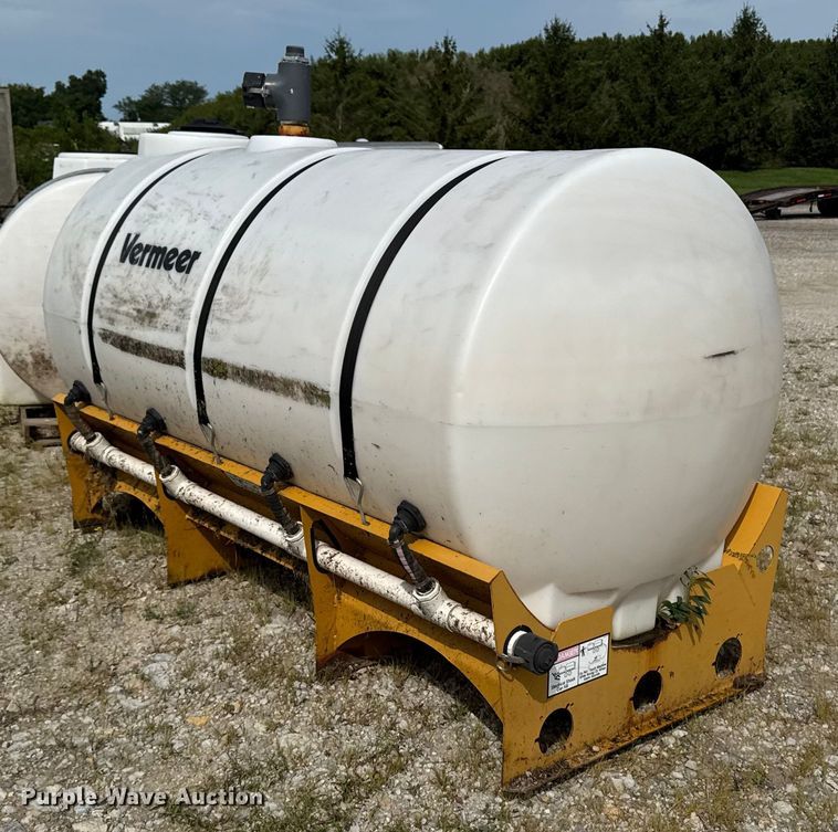 image for item EM2298 (5) poly tanks