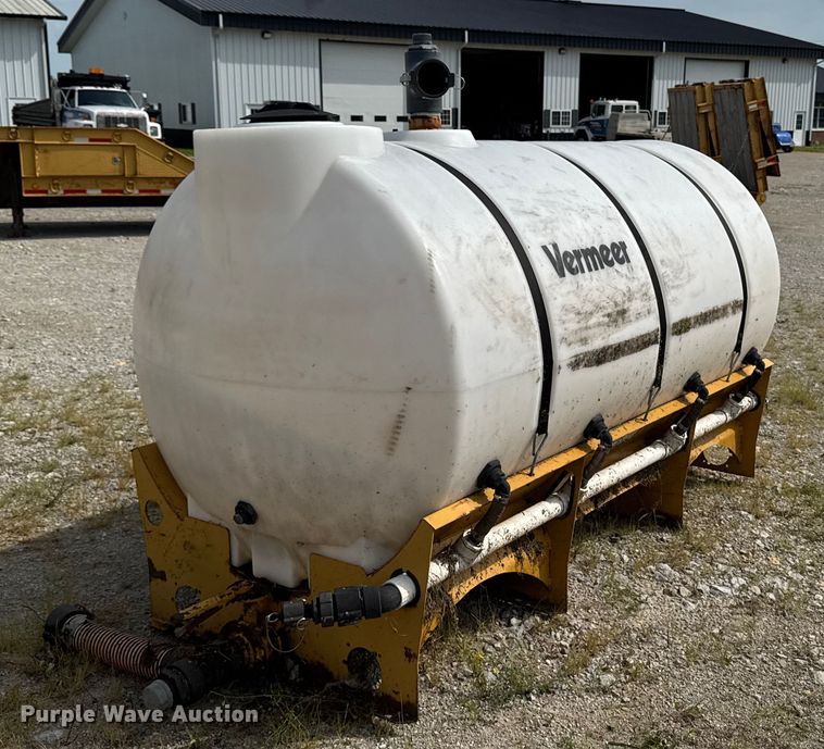 image for item EM2298 (5) poly tanks