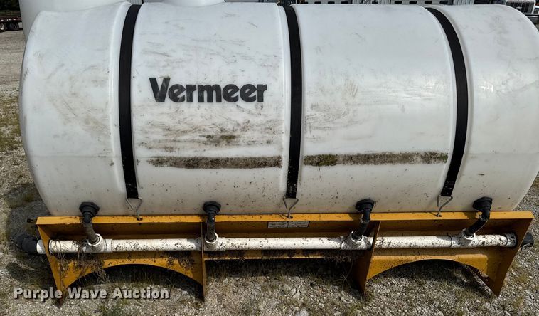 image for item EM2298 (5) poly tanks