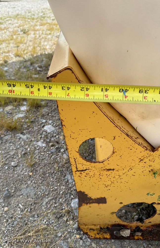 image for item EM2298 (5) poly tanks