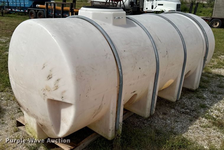 image for item EM2298 (5) poly tanks