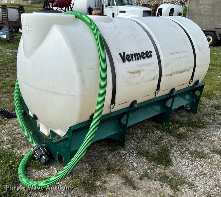 image for item EM2298 (5) poly tanks