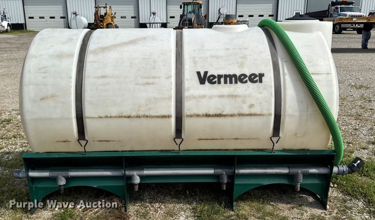 image for item EM2298 (5) poly tanks