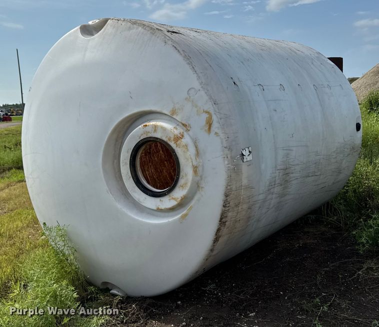 image for item EM2298 (5) poly tanks