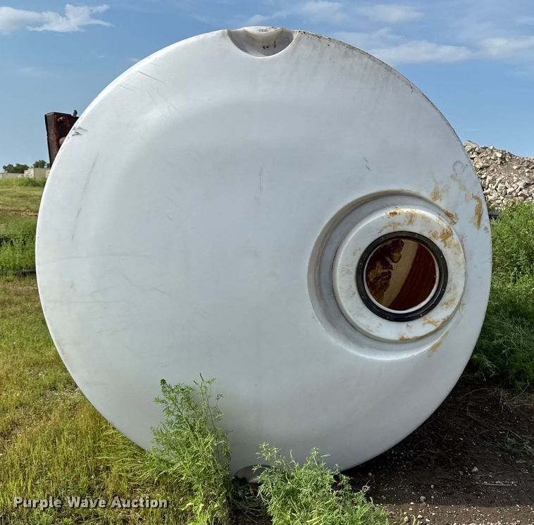 image for item EM2298 (5) poly tanks