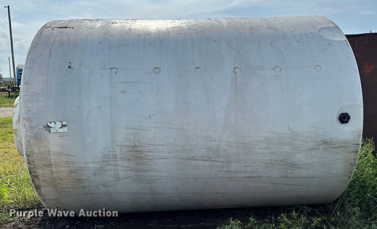 image for item EM2298 (5) poly tanks