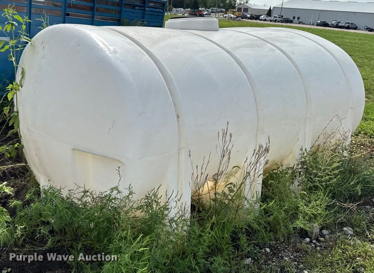 image for item EM2298 (5) poly tanks