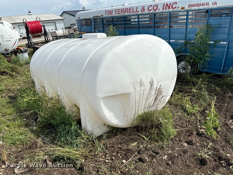 image for item EM2298 (5) poly tanks