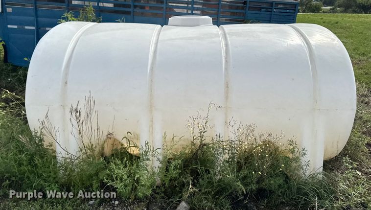 image for item EM2298 (5) poly tanks