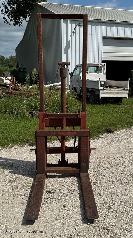 image for item EM2302  Forklift mass 