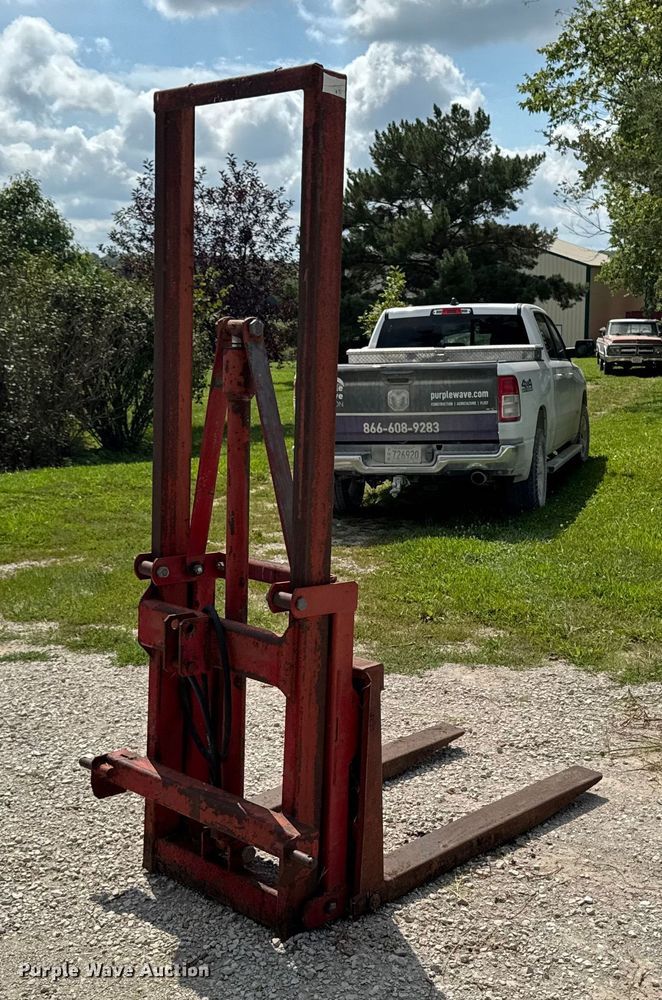 image for item EM2302  Forklift mass 