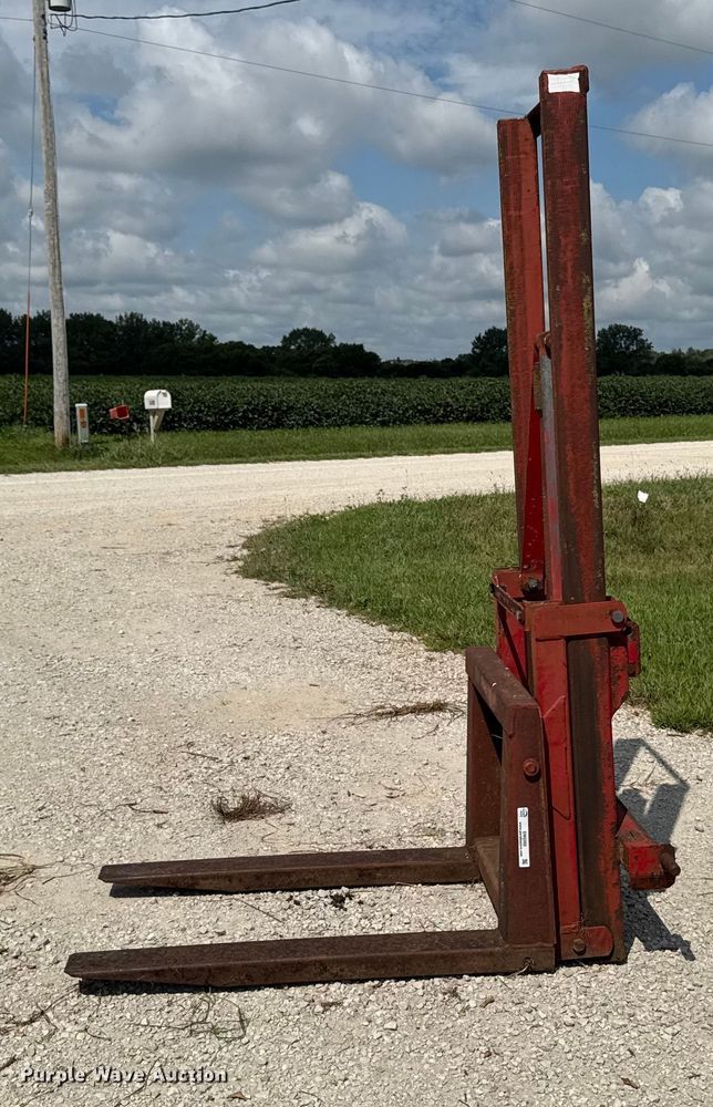 image for item EM2302  Forklift mass 