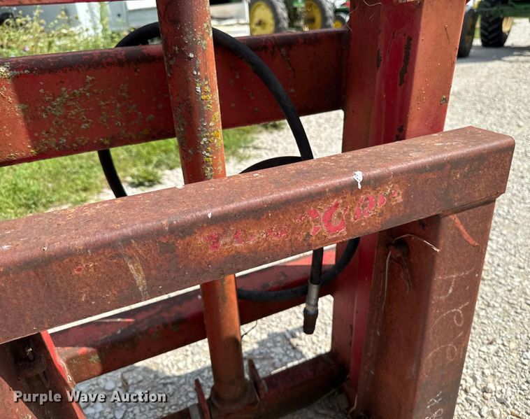 image for item EM2302  Forklift mass 