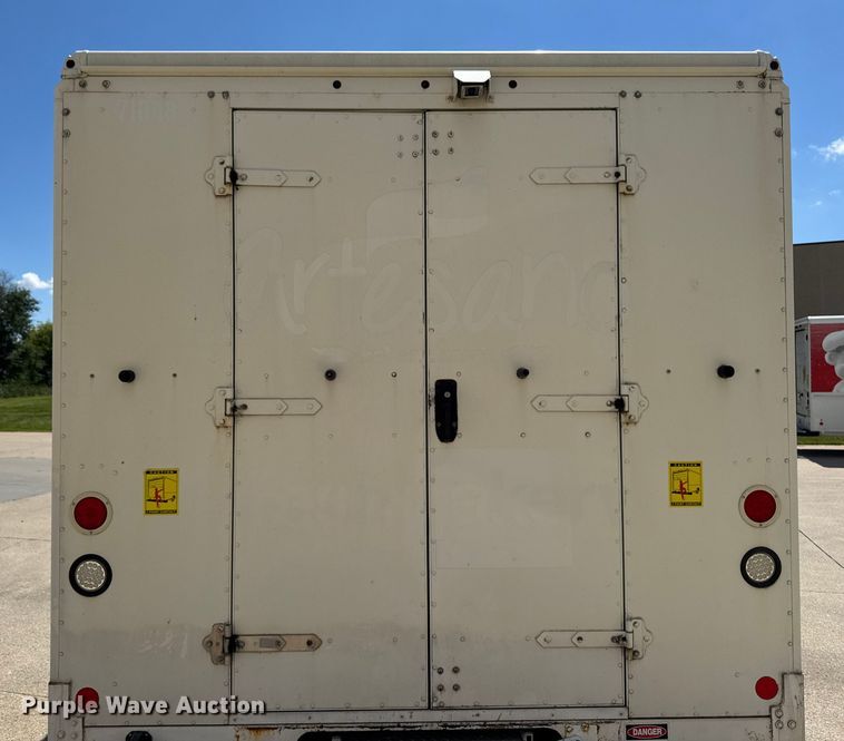 image for item EM2308 2010 Ford E450 delivery truck