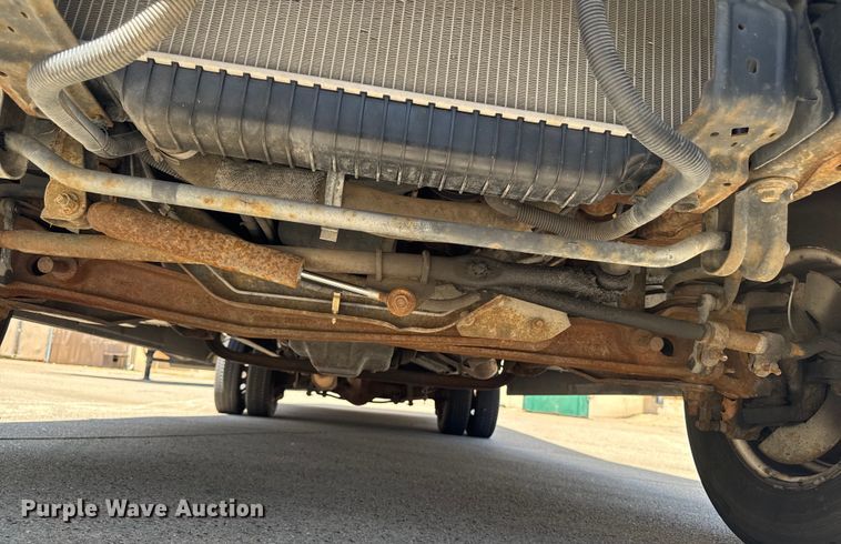 image for item EM2308 2010 Ford E450 delivery truck