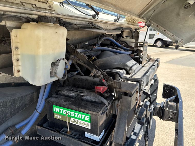 image for item EM2308 2010 Ford E450 delivery truck