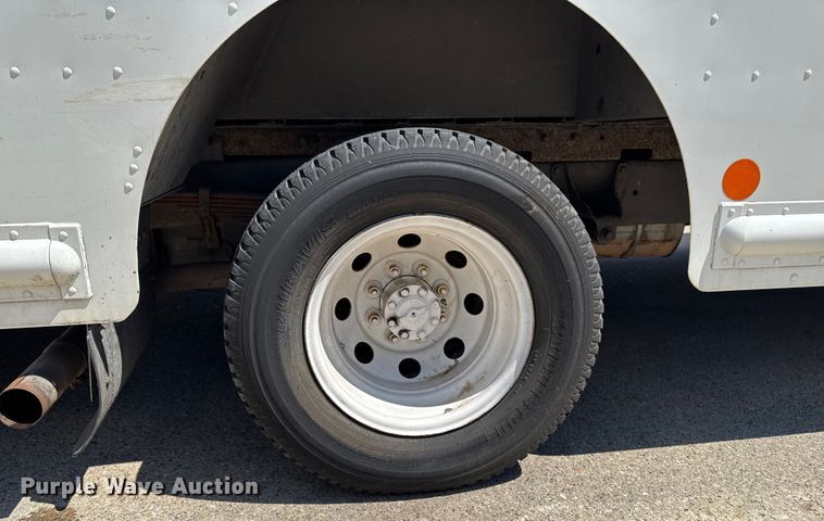 image for item EM2308 2010 Ford E450 delivery truck