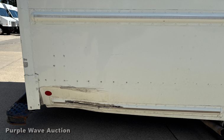 image for item EM2309 2010 Ford E450 delivery truck