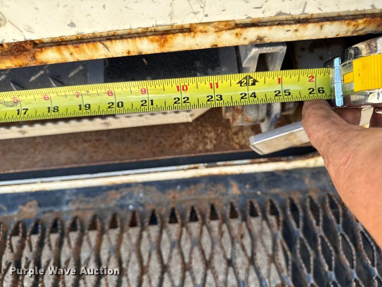 image for item EM2309 2010 Ford E450 delivery truck