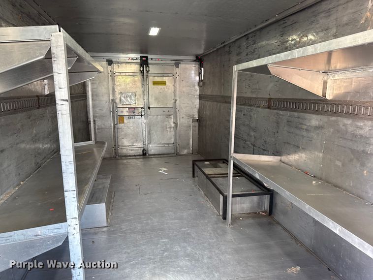 image for item EM2309 2010 Ford E450 delivery truck