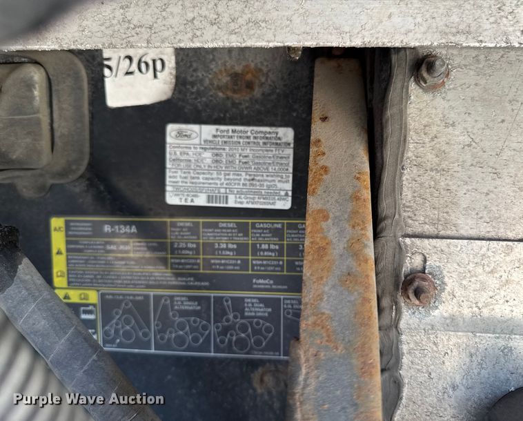 image for item EM2309 2010 Ford E450 delivery truck