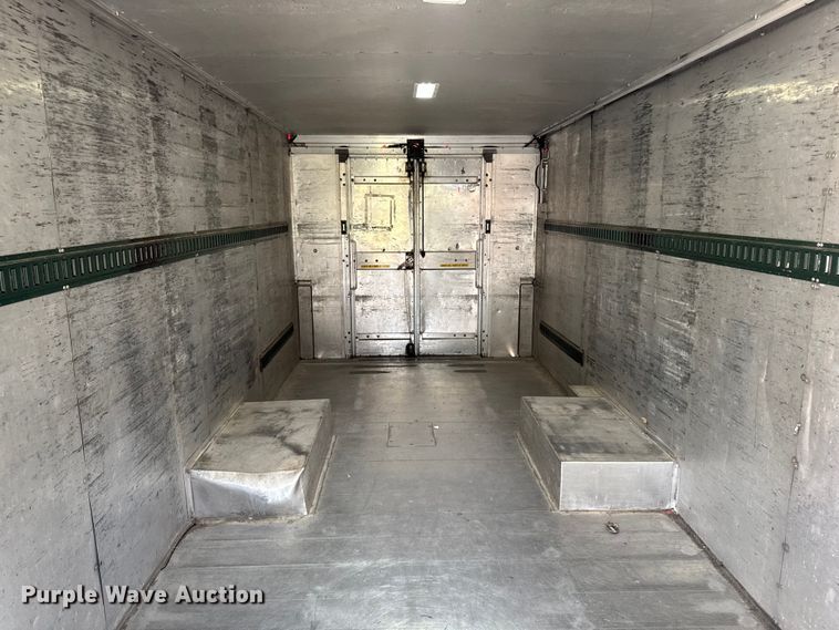 image for item EM2311 2010 Ford E450 delivery truck