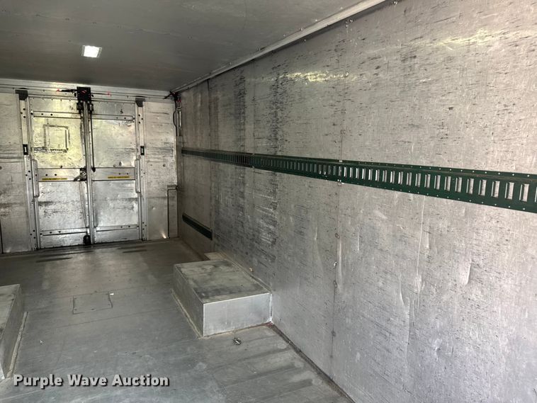 image for item EM2311 2010 Ford E450 delivery truck