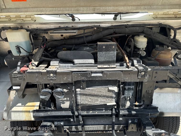 image for item EM2311 2010 Ford E450 delivery truck