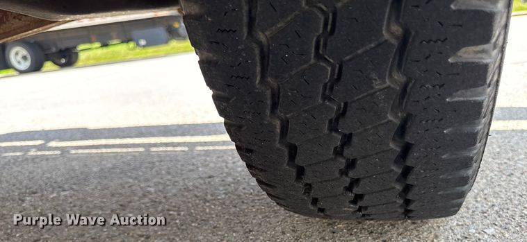 image for item EM2311 2010 Ford E450 delivery truck