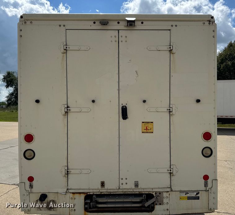 image for item EM2312 2010 Ford E450 delivery truck